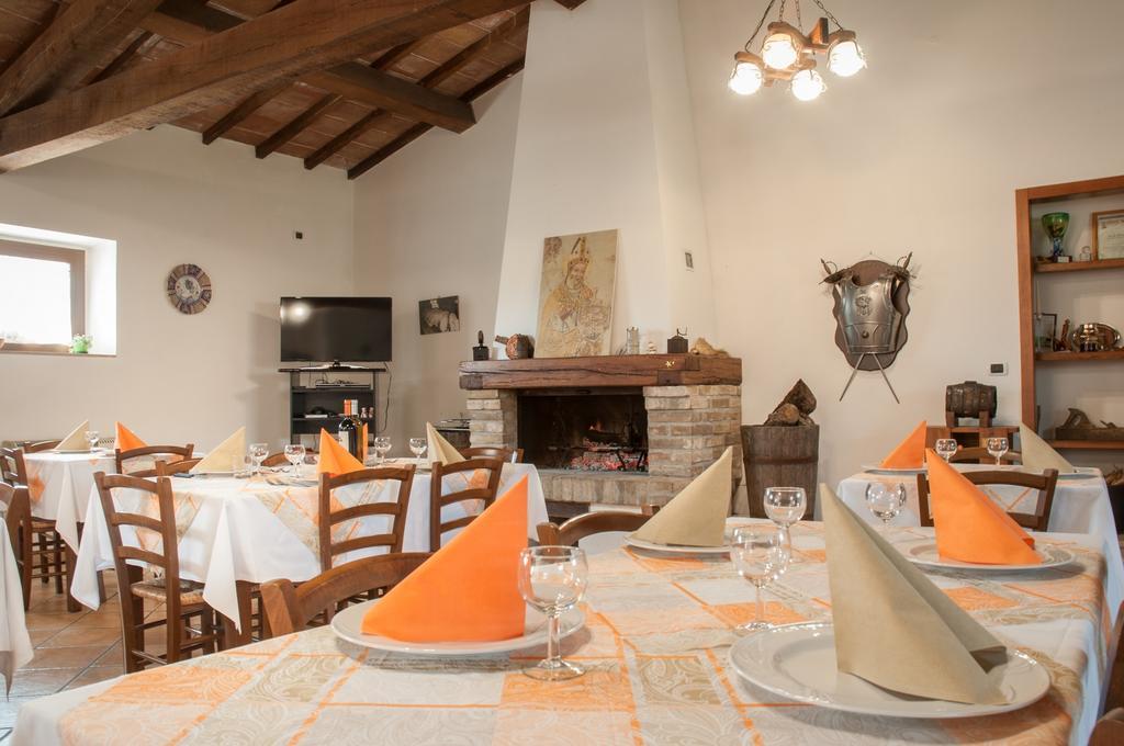 Agriturismo Casella Del Piano Gubbio Exteriér fotografie